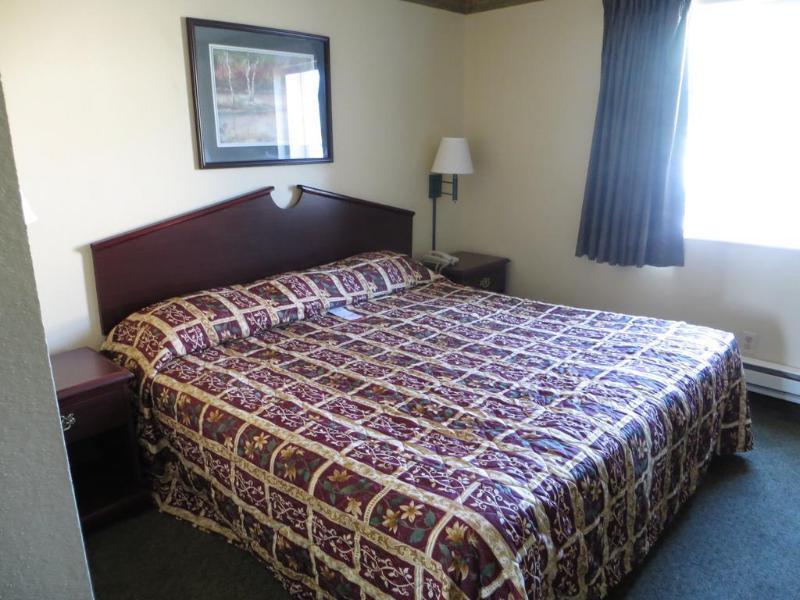 Super 8 By Wyndham Indianapolis/Ne/Castleton Area Hotel Exterior foto